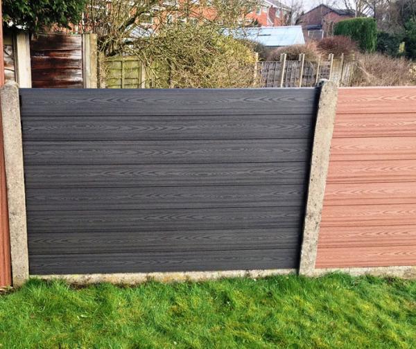 Esgrima composto de plástico de madeira no atacado WPC Board Privacy Garden Fence